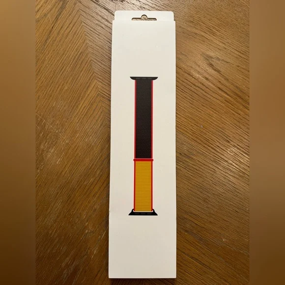 Germany International Collection Sport Loop Apple Watch Band 38/40/41mm - Picture 1 of 6